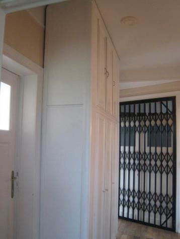 Grill pour votre boutique  av 2 clé beschikbaar voor biedingen