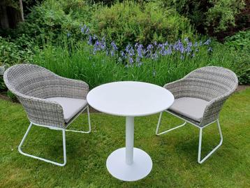 tuinsetje / balkonsetje/ terrassetje voor twee beschikbaar voor biedingen
