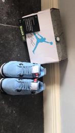 Jordan 4 unc, Kleding | Heren, Schoenen, Blauw, Ophalen of Verzenden, Zo goed als nieuw, Sneakers