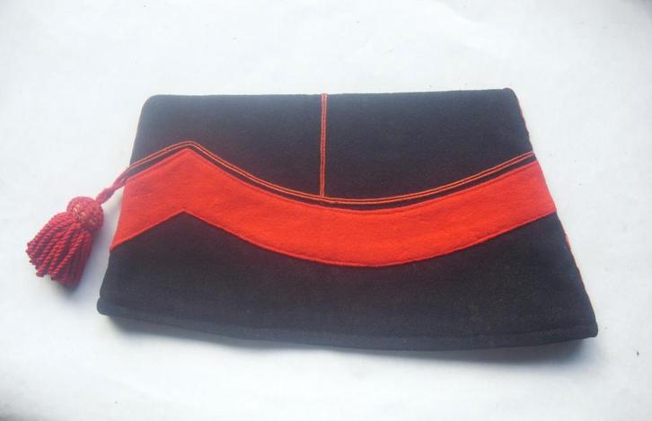 Bonnet à floche & jugulaire de cuir Artilleur belge Mod 1863, Collections, Objets militaires | Général, Armée de terre, Envoi