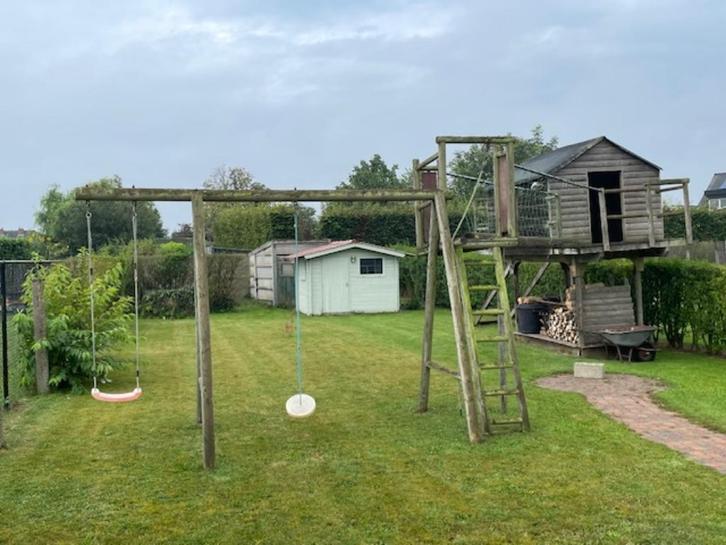 Speelhuisje met zandbak,"brandweerbuis",klimplaat...€ 350,00, Kinderen en Baby's, Speelgoed | Buiten | Speelhuisjes, Gebruikt