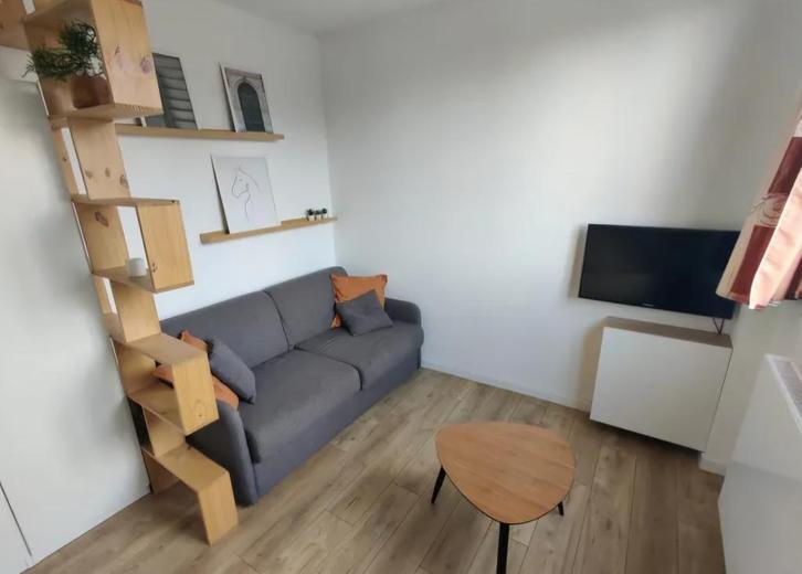 T2 Location meublée centre de Bruxelles rue Royale, Immo, Expat Rentals, Appartement, D