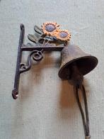 Petite clochette en fonte 16 cm, Huis en Inrichting, Deurbellen, Gebruikt, Ophalen of Verzenden