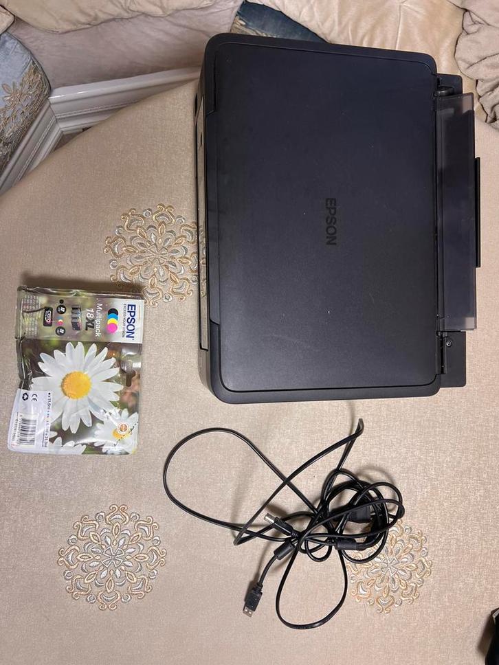 Epson XP-402-printer — met kabels en cartridges, Computers en Software, Printers, Zo goed als nieuw, Printer, Kleur printen, Ophalen