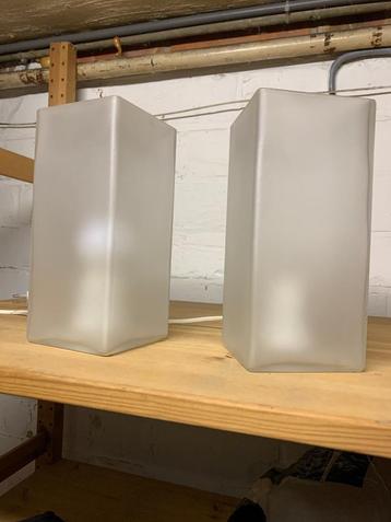 5€ le Lot de 2 lampes en verre givré IKEA Grönö beschikbaar voor biedingen