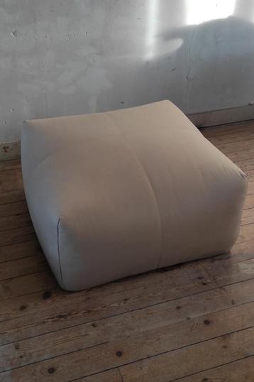Pouf Ottoman Bambole B&b Italia beschikbaar voor biedingen