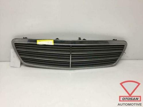 mercedes c klasse w203 grille grill a2038800483, Auto-onderdelen, Carrosserie, Mercedes-Benz, Gebruikt