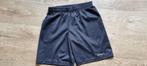 zwarte voetbalshort Kipsta maat 152, Sport en Fitness, Ophalen of Verzenden, Gebruikt, Broek