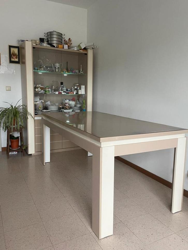 Eetkamerset - tafel + buffetdisplay beige, Huis en Inrichting, Complete inboedels, Ophalen