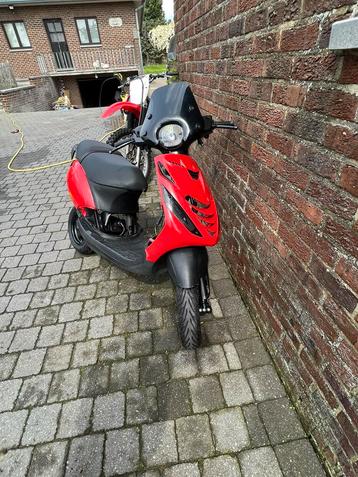 Piaggio zip 2000 2takt  beschikbaar voor biedingen