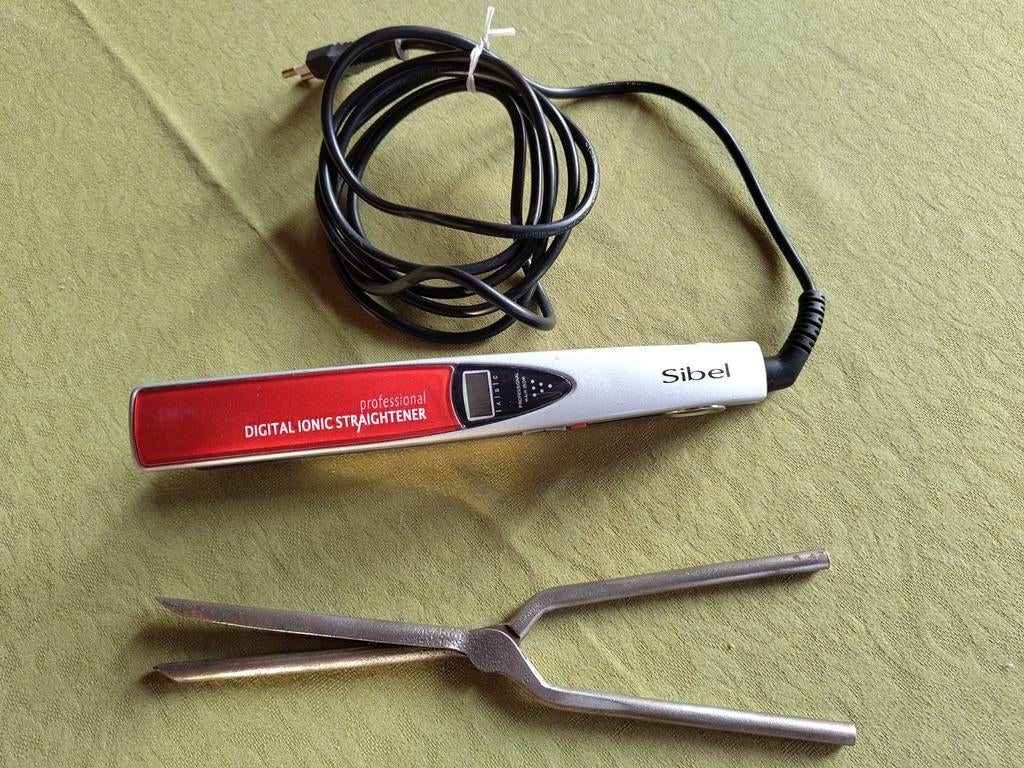 Moderne Sibel stijltang en antieke Marcel  haarkrultang, Elektronische apparatuur, Overige elektronische apparatuur, Ophalen of Verzenden