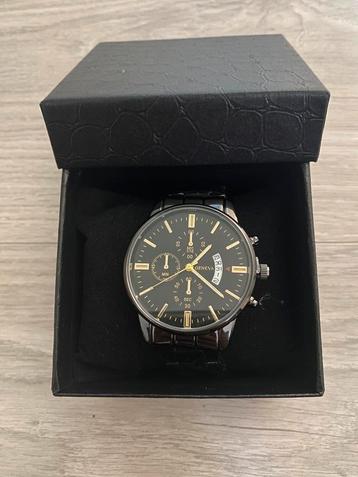 Horloge zwart beschikbaar voor biedingen
