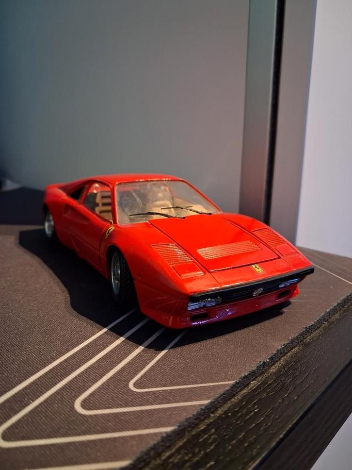 Bburago ferrari gto 1/24, Hobby en Vrije tijd, Modelauto's | 1:24, Zo goed als nieuw, Auto, Burago, Ophalen