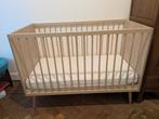 Lit bébé quax cocoon - très bon état, Kinderen en Baby's, Babywiegjes en Ledikanten, Ophalen, Zo goed als nieuw, Ledikant