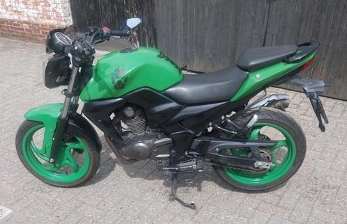 Sym wolf sbi 125, Motoren, Motoren | Yamaha, Particulier, Naked bike, 11 kW of minder, 1 cilinder, Minimaal motorrijbewijs A1