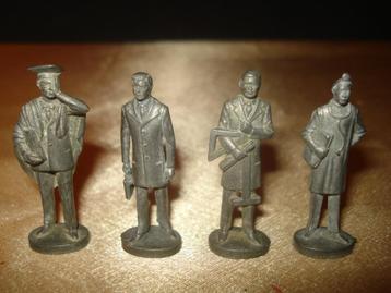 KINDER Série Complète de 4 Anciennes Figurines Métiers 1974 beschikbaar voor biedingen