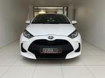 Toyota Yaris DYNAMIC 1.5 HYB + TREKHAAK, Auto's, Automaat, Euro 6, Overige brandstoffen, Wit