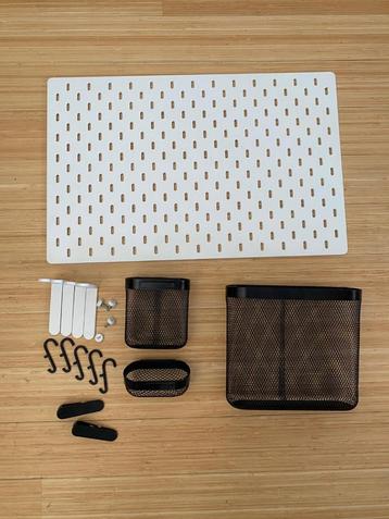 Panneau perforé + accessoires (IKEA) beschikbaar voor biedingen