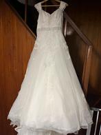 Prachtige trouwjurk van Pronovias, Trouwjurk