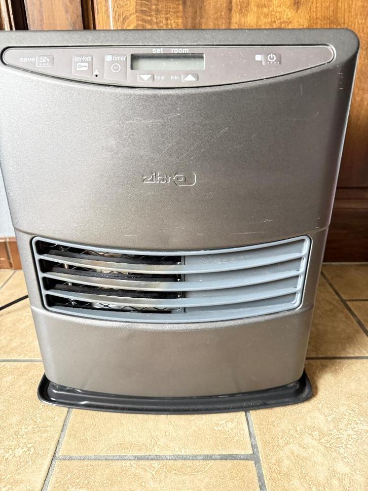 Zibro , echte , petroleum vuurtje , inverteren ,, Doe-het-zelf en Bouw, Verwarming en Radiatoren, Gebruikt, Overige typen, 30 tot 80 cm