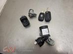 Serrure de contact + clé d'un Renault Trafic, Autos : Pièces & Accessoires, Renault, -, 3 mois de garantie, Utilisé