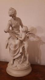 Statue en biscuit - Mathurin Moreau, Enlèvement