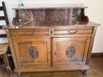 Commode met donker onbeschadigd marmer blad, Ophalen