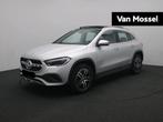 Mercedes-Benz GLA 180 Business Solution + LEDER + PANORAMISC, Auto's, Stof, Gebruikt, Euro 6, 4 cilinders