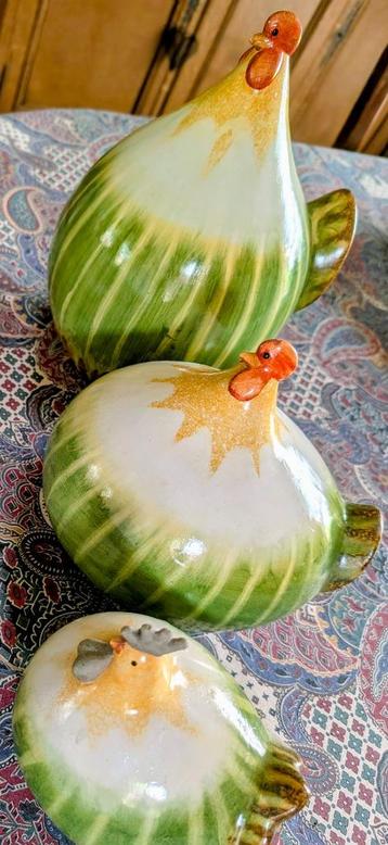 Poules - Décoration beschikbaar voor biedingen