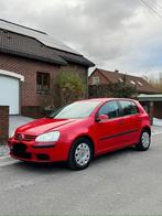 Vw golf V 2005 1.6 benzine 160000km klaar voor registratie, Auto's, Zwart, 4 cilinders, 5 deurs, Euro 4