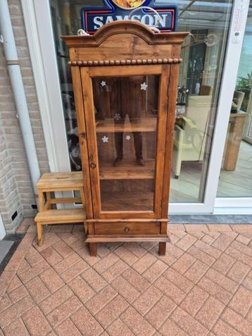 Vintage glazen sier vitrine kastje(s)- identiek, Huis en Inrichting, Kasten | Vitrinekasten, Ophalen, Gebruikt, Met houten boog boven deur