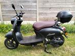 Leone Arrow - elektrische scooter - klasse B, Fietsen en Brommers, Ophalen, Zo goed als nieuw