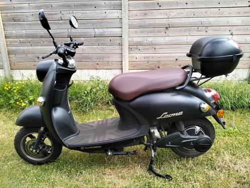 Leone Arrow - elektrische scooter - klasse B, Fietsen en Brommers, Snorfietsen en Snorscooters, Zo goed als nieuw, Ophalen