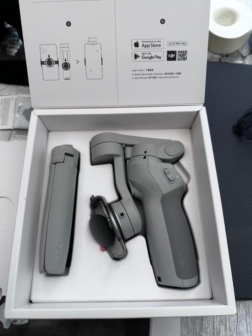 DJI OM 4 Smartphone Stabilizer - Gimbal, Audio, Tv en Foto, Fotografie | Statieven en Balhoofden, Zo goed als nieuw, Driepoot