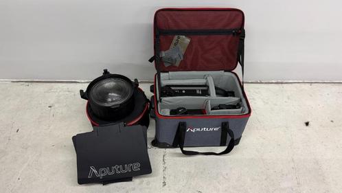 Aputure 600D PRO + F10 Fresnel + Barndoors, Audio, Tv en Foto, Professionele apparaten, Zo goed als nieuw, Video, Ophalen