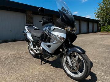 Honda Varadero xl1000v beschikbaar voor biedingen