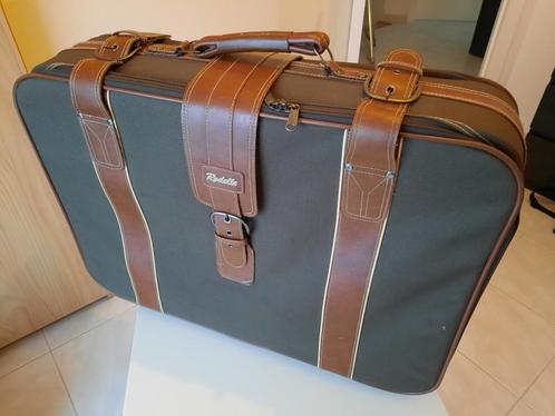 Valies vintage., Handtassen en Accessoires, Koffers, Zo goed als nieuw, Zacht kunststof, 70 cm of meer, 45 tot 55 cm, Wieltjes