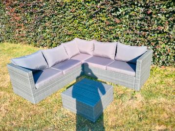 Loungeset inclusief kussens [NIEUWSTAAT] beschikbaar voor biedingen