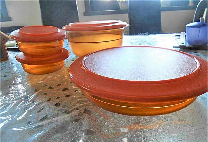 Tupperware: mooie set, 4 kaneelkleurige items, Huis en Inrichting, Keuken | Tupperware, Nieuw, Oranje, Ophalen of Verzenden
