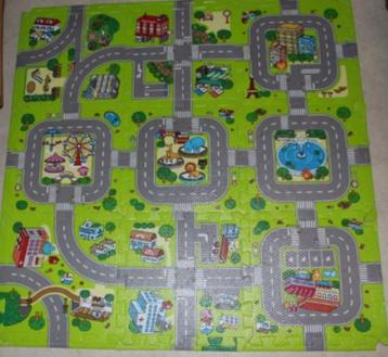 mat voor puzzelspellen voor op de weg beschikbaar voor biedingen
