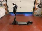 Segway Ninebot Kickscooter F25 E II, Fietsen en Brommers, Ophalen, Zo goed als nieuw