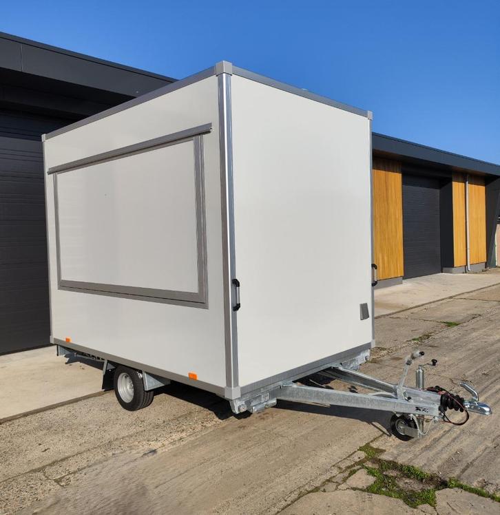 Snackwagen Frietwagen Foodtruck 2025 3m x 2m op voorraad, Zakelijke goederen, Horeca | Food, Snacks, Ophalen