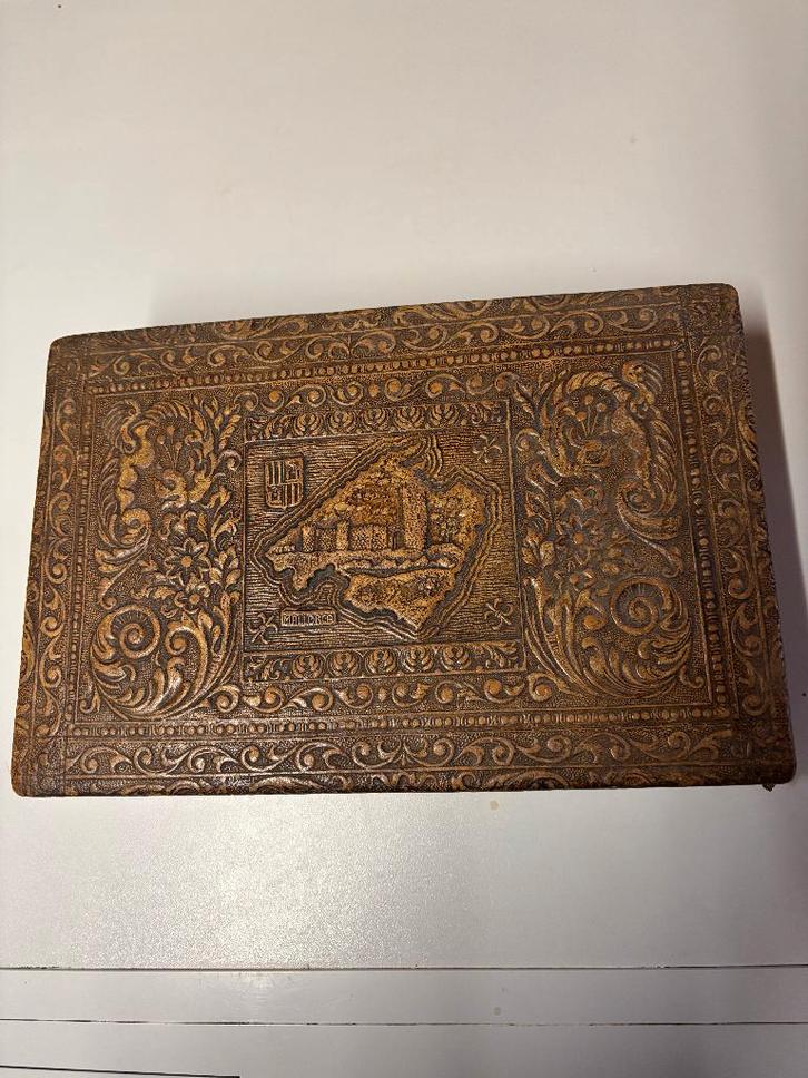 Ancienne boite cigarette cigare bois et cuir - Mallorca, Collections, Articles de fumeurs, Briquets & Boîtes d'allumettes, Utilisé