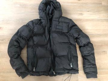 Zwarte winterjas Club Brugge (maat S): heel mooie staat beschikbaar voor biedingen