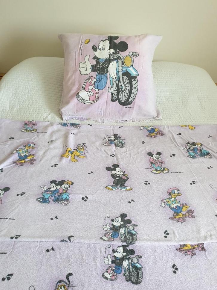 dekbedovertrek+sloop 1pers flanel Disney figuren LILA- paars, Kinderen en Baby's, Kinderkamer | Beddengoed, Gebruikt, Dekbedovertrek