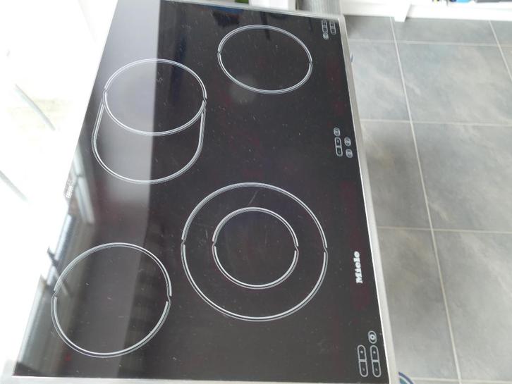Miele keramische Kookplaat, Elektronische apparatuur, Kookplaten, Gebruikt, Inbouw, Keramisch, 4 kookzones, Ophalen