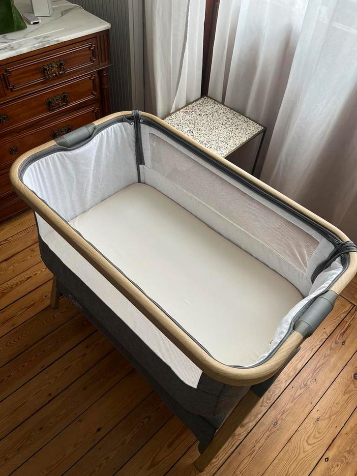 Cozee Tutti Bambini co-sleeper + Aerosleep accessoires, Kinderen en Baby's, Babywiegjes en Ledikanten, Zo goed als nieuw, Ophalen