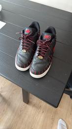 Nike Air Force 1 Jewel Black University Red, Sport en Fitness, Basketbal, Ophalen, Zo goed als nieuw