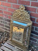 Antiek spiegelkastje met inhoud, Ophalen of Verzenden