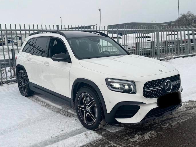 Mercedes-Benz GLB 250 8G-DCT 4MATİC 2020 Pano dak full, Autos, Mercedes-Benz, Particulier, GLB, Caméra 360°, 4x4, ABS, Caméra de recul